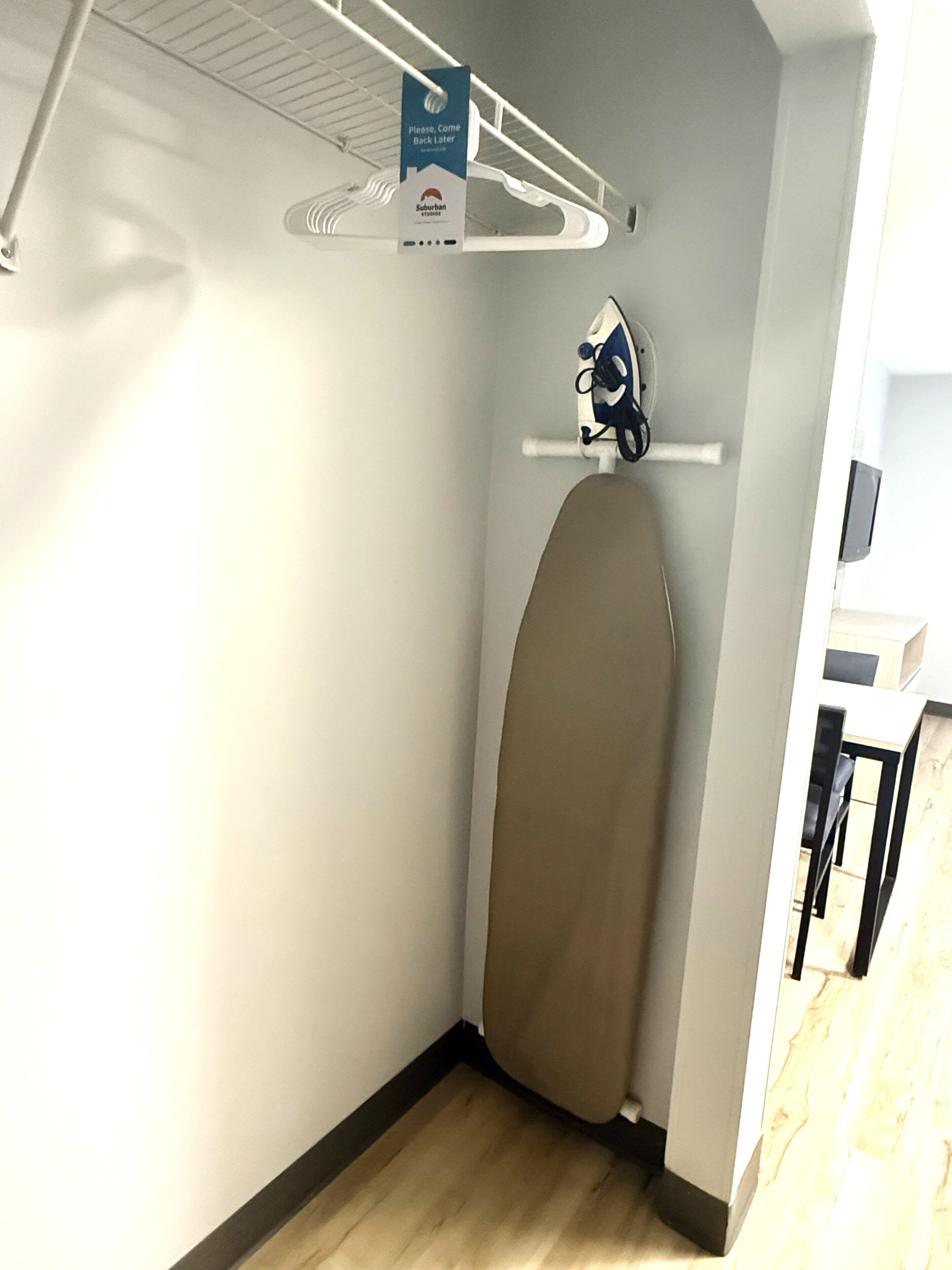 Foto - Suburban Studios Louisville East