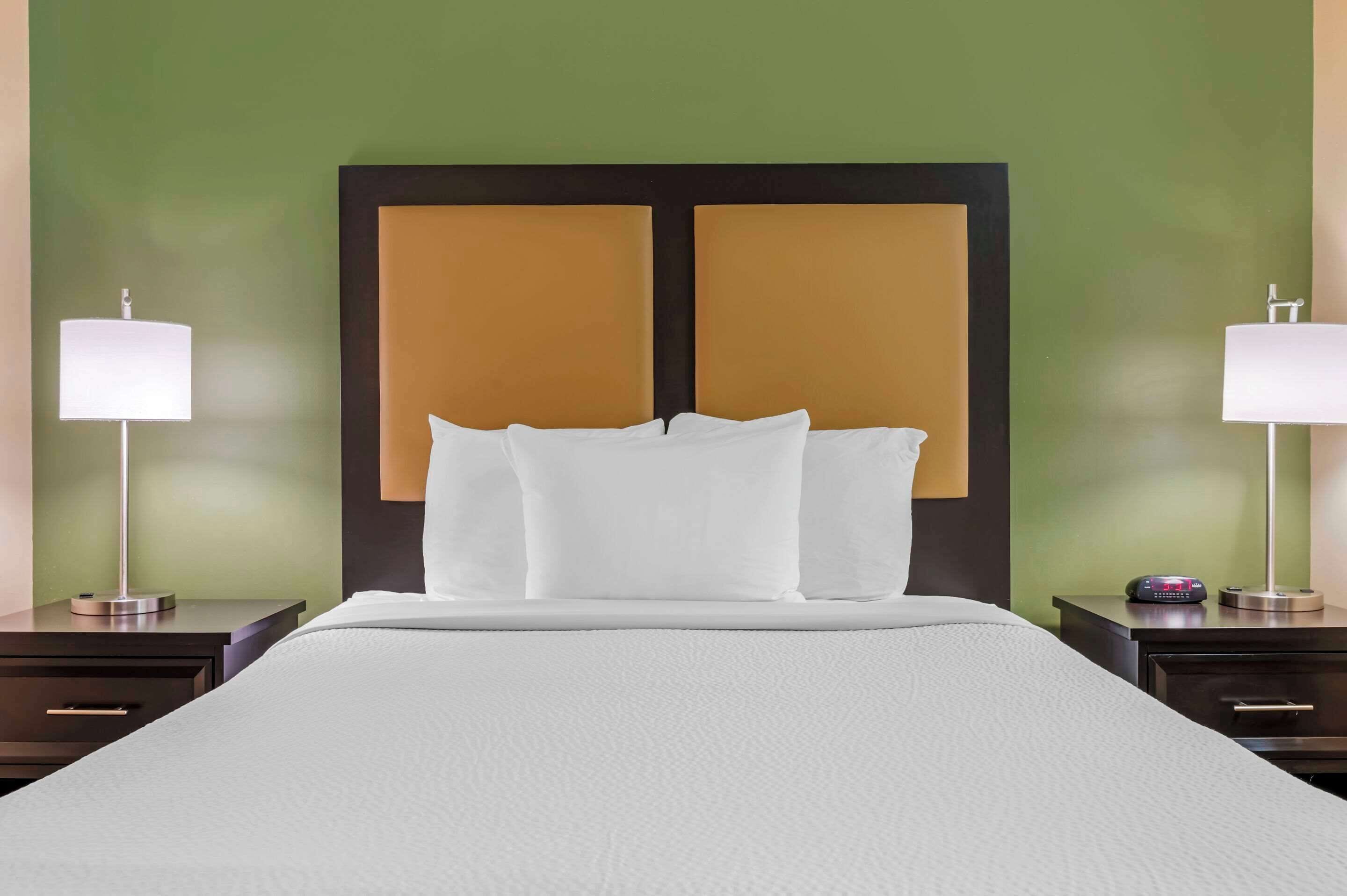 Foto - Suburban Studios Louisville East