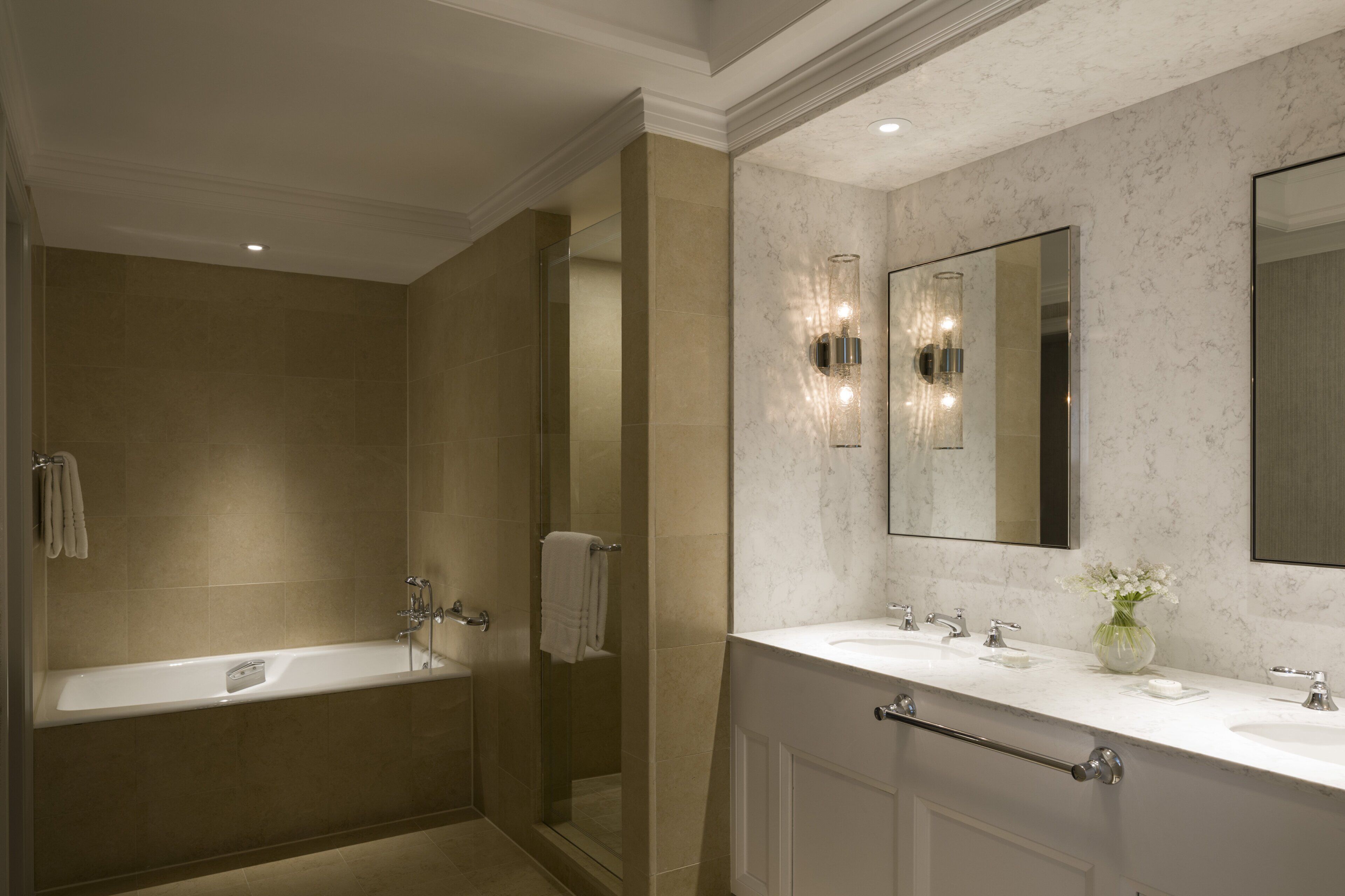 Photo - Four Seasons Hotel San Francisco