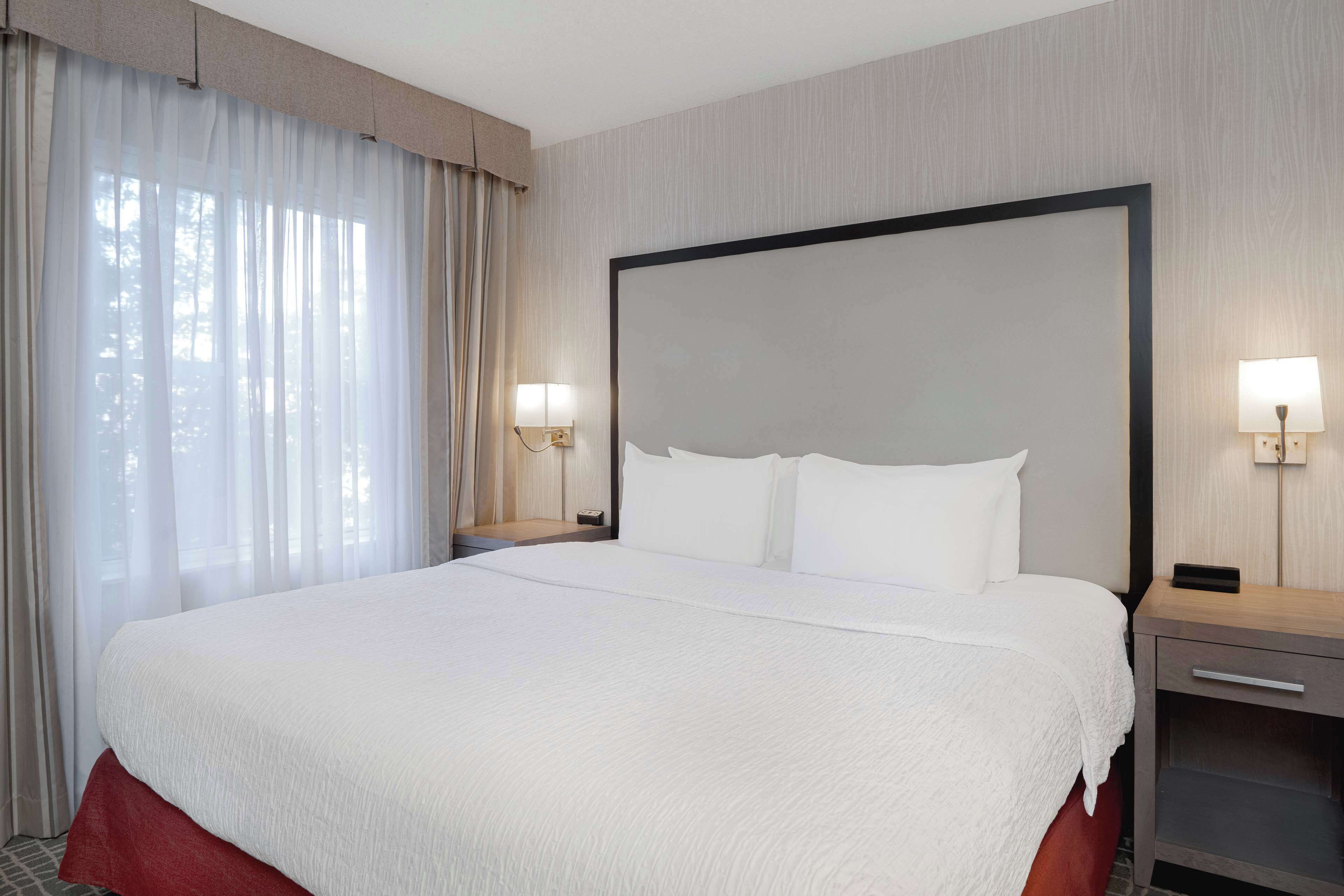 in-room safe, soundproofing, free cots/infant beds, free rollaway beds