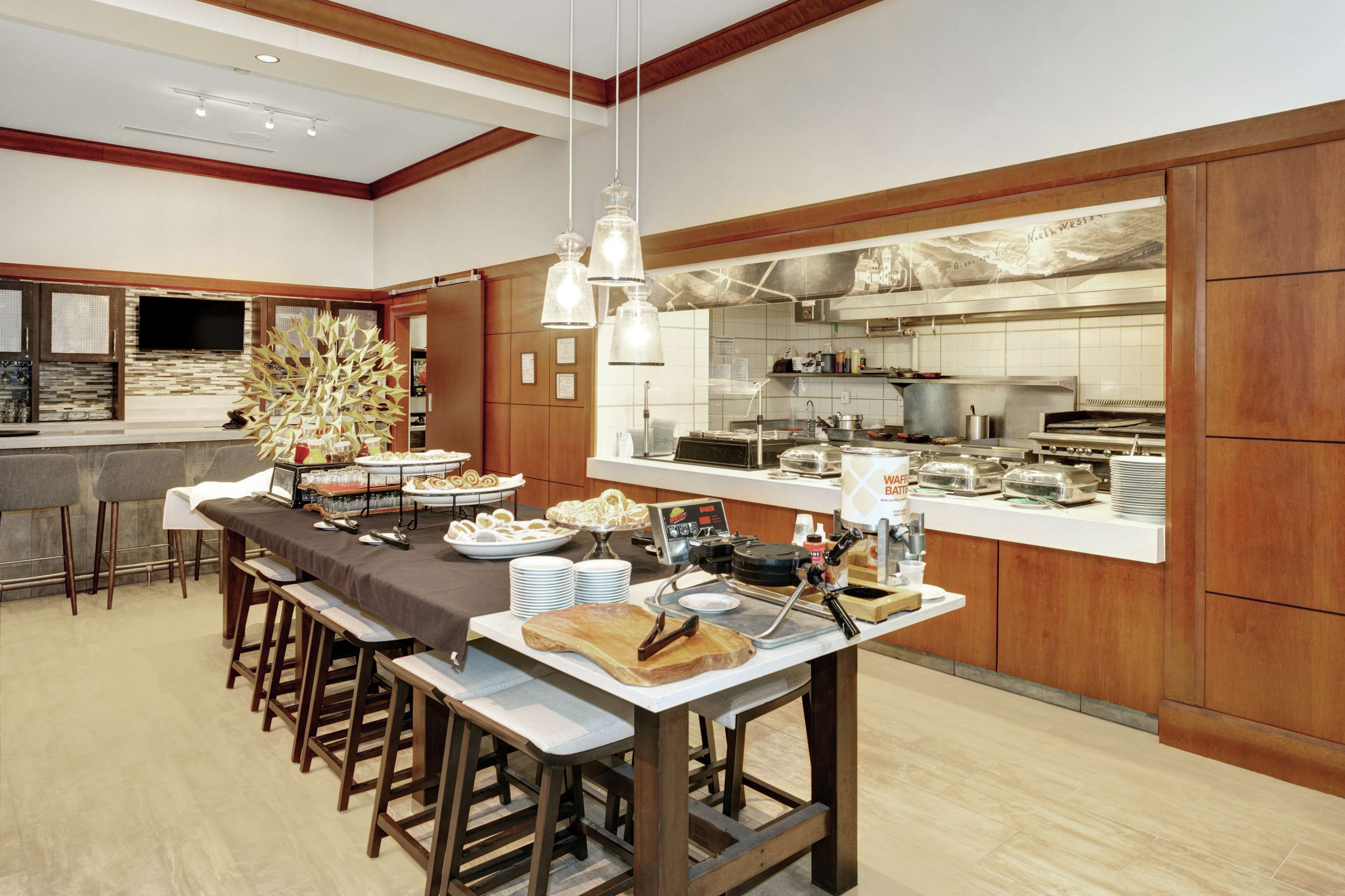 Esmorzar diari d'estil bufet (16.95 USD per persona) 