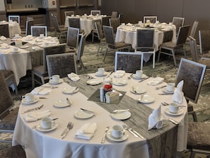 Banquet hall - Hilton Garden Inn Chicago North Shore/Evanston (Evanston)