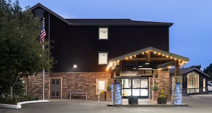Holiday Inn Express Ft Bragg by IHG