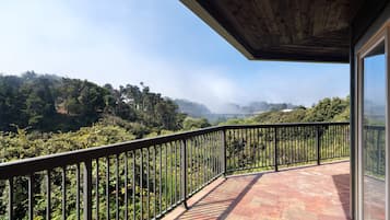 Suite, 1 King-Bett, barrierefrei, Balkon (Communications)