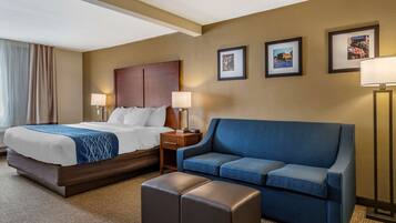 Colchones con pillow-top, escritorio y espacio para trabajar con laptop