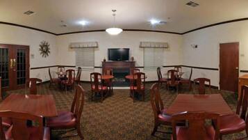 Free buffet breakfast