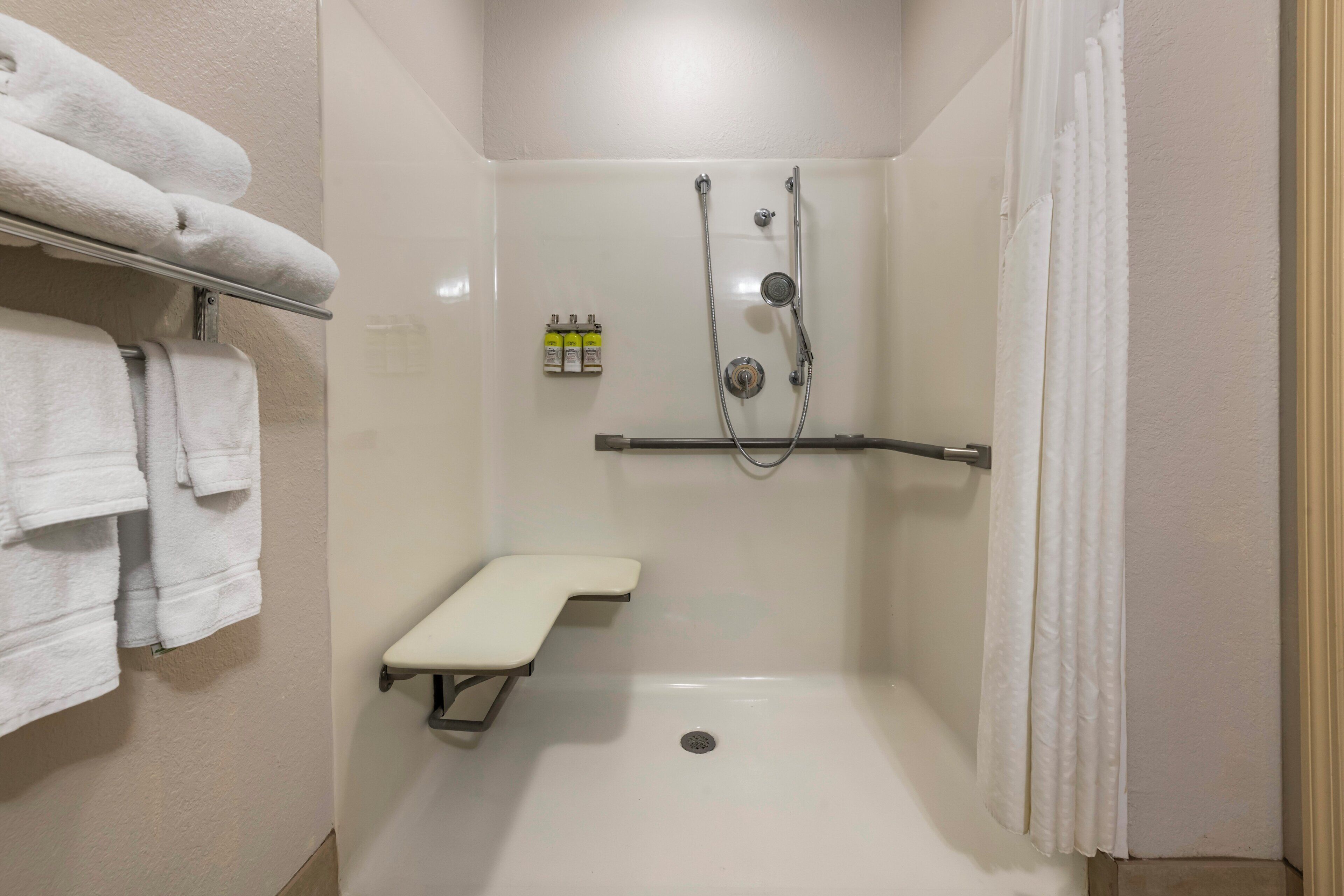 standard room, 2 queen beds, accessible (mobility, accessible tub) | bathroom | combined shower/bathtub, free toiletries, hair dryer, towels