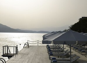Sun deck