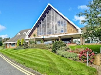 Cedar Court Huddersfield