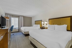 Ropa de cama hipoalergénica, escritorio y cortinas blackout 