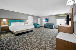 Suite, 1 King Bed, Non Smoking | Living area | 32-inch LCD TV with premium channels, TV, pay movies - Hampton Inn Bloomington West (Bloomington)