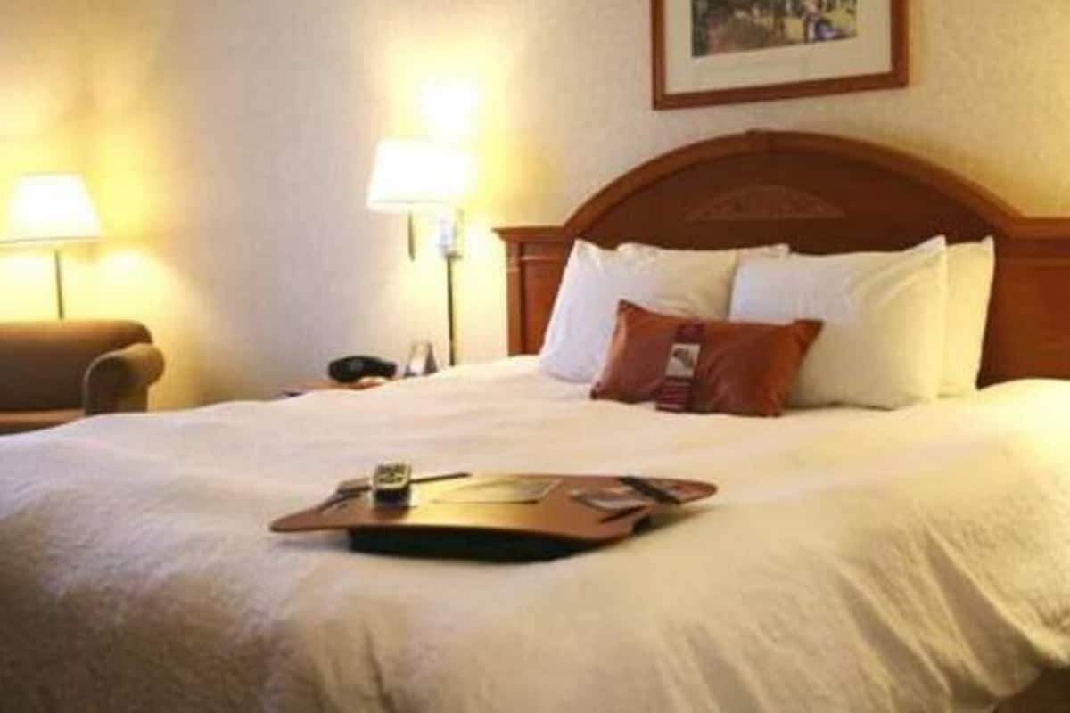 In-room safe, desk, laptop workspace, blackout drapes