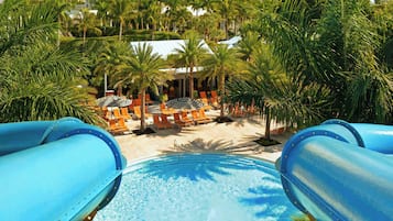 4 outdoor pools