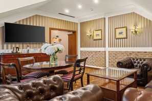 Standard Apartment, 1 King Bed