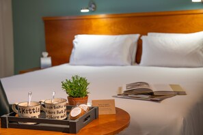 Standard Double or Twin Room, Accessible | Hypo-allergenic bedding, desk, soundproofing, iron/ironing board - Middletons Hotel (York)