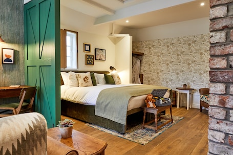 Allergikerbettwaren, Schreibtisch, schallisolierte Zimmer. Middletons Hotel