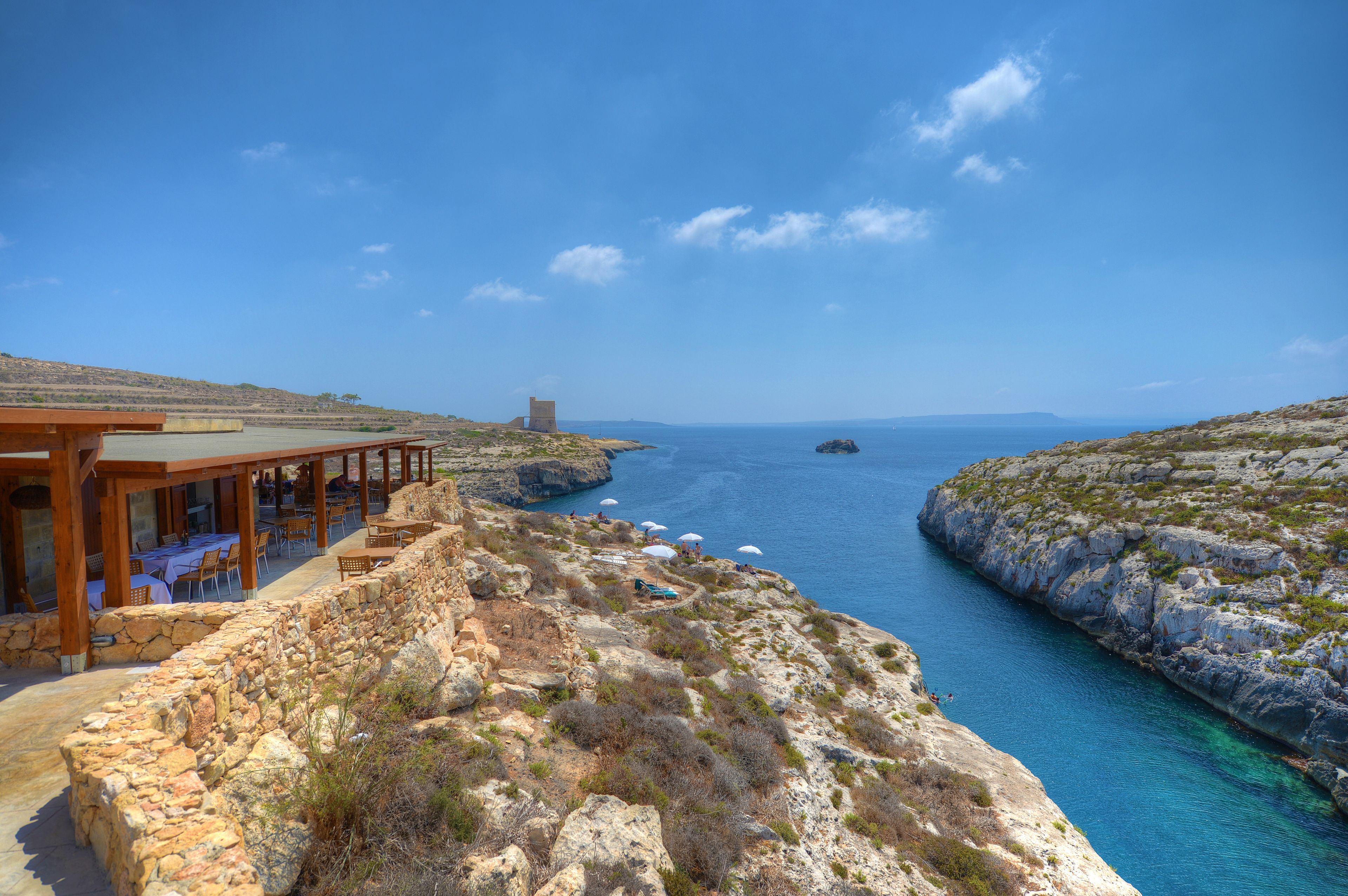 private beach nearby, free beach shuttle, sun-loungers, beach umbrellas