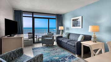 2 bedroom 2 bathroom Non-Smoking condo | Wohnbereich