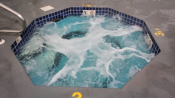 Bồn tắm spa trong nhà