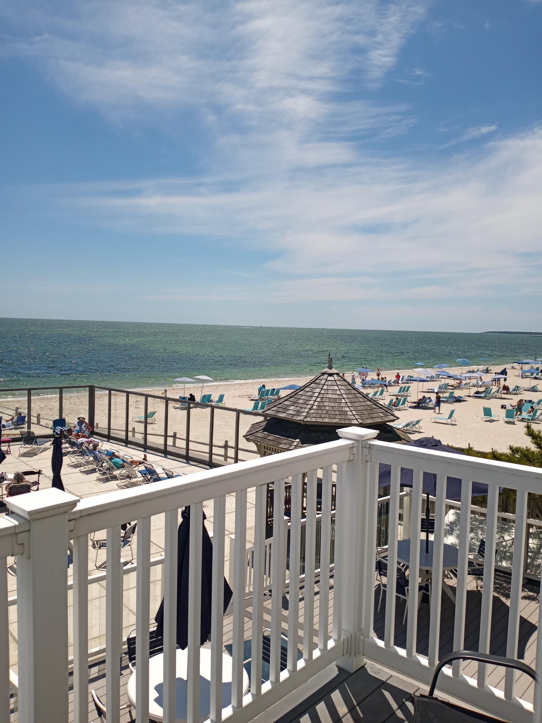 Deluxe Suite, Oceanfront, 2 Bedrooms | Terraza o patio