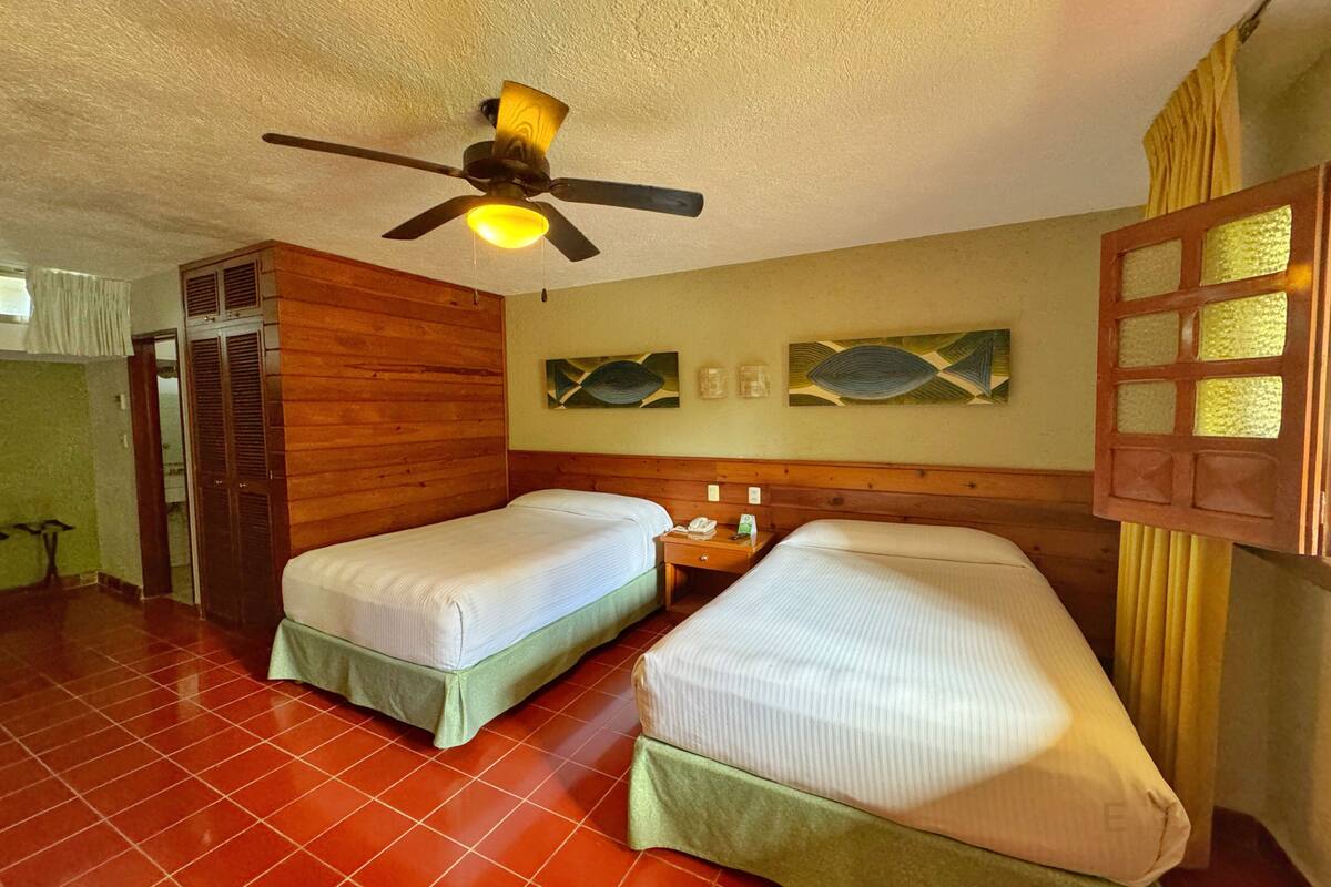 studio | 1 bedroom, in-room safe, desk, iron/ironing board