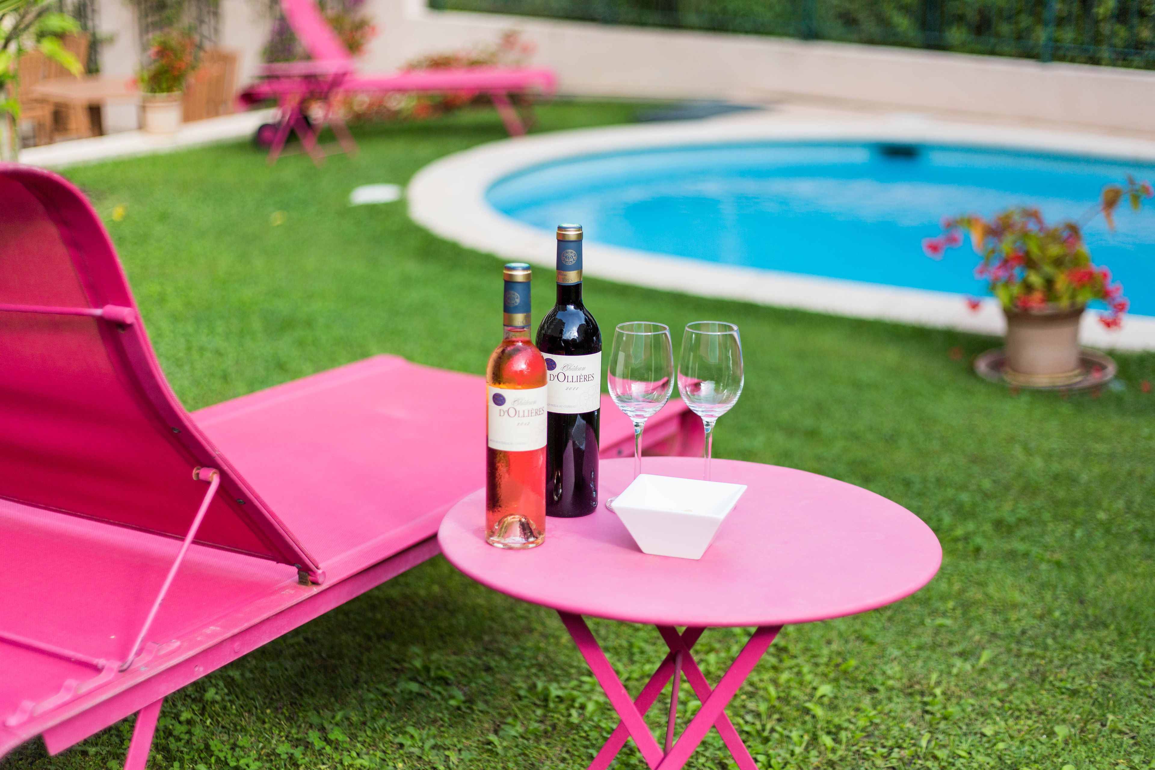 Photo - Sun Riviera Hotel