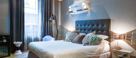 Minibar, coffres-forts dans les chambres, décoration personnalisée