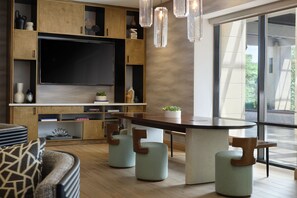 Lobby-Lounge