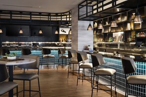 Bar (in der Unterkunft)