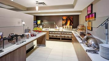 Free daily continental breakfast