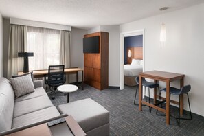 Suite, 1 Bedroom | Desk, blackout drapes, iron/ironing board, free cribs/infant beds