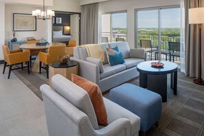 Presidential-Suite, 1 King-Bett, Balkon | Wohnbereich