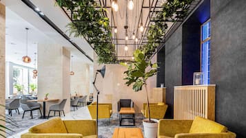 Breakfast, lunch and dinner served