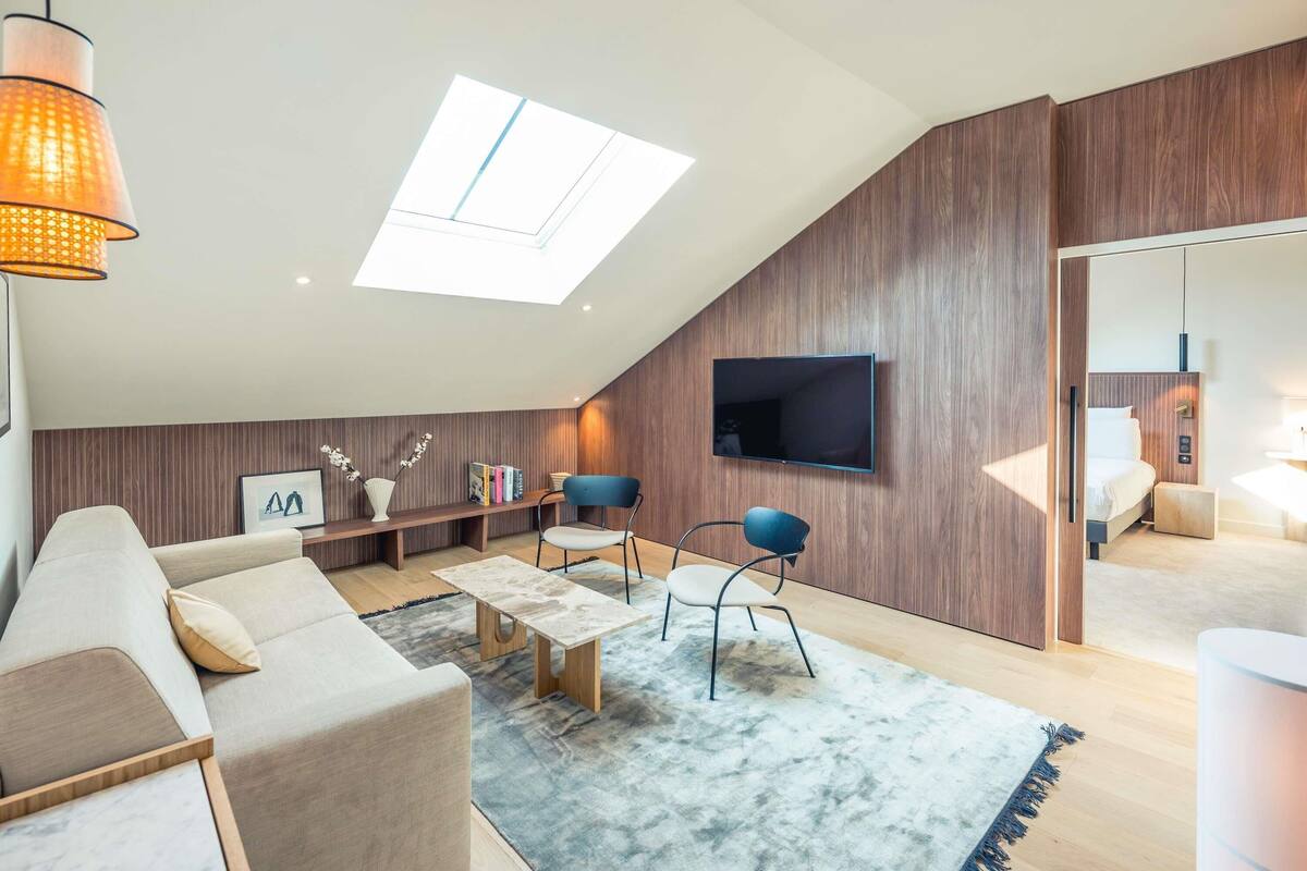 pillow-top beds, minibar, in-room safe, individually furnished