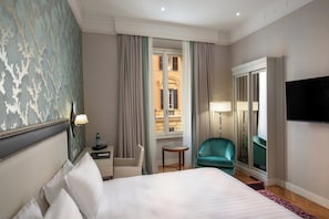 Superior Room | Down duvets, minibar, in-room safe, desk