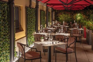 Terrace/patio - Rose Garden Palace by OMNIA hotels (Rome)
