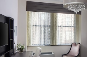 Chambre, 1 trÚs grand lit | Literie de qualité supérieure, surmatelas