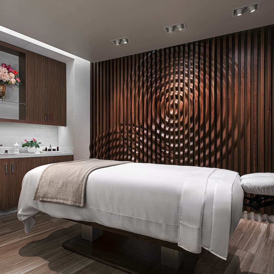 Sauna, steam room, Turkish bath, body treatments, deep-tissue massages