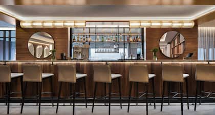 AC Hotel by Marriott Old Montreal