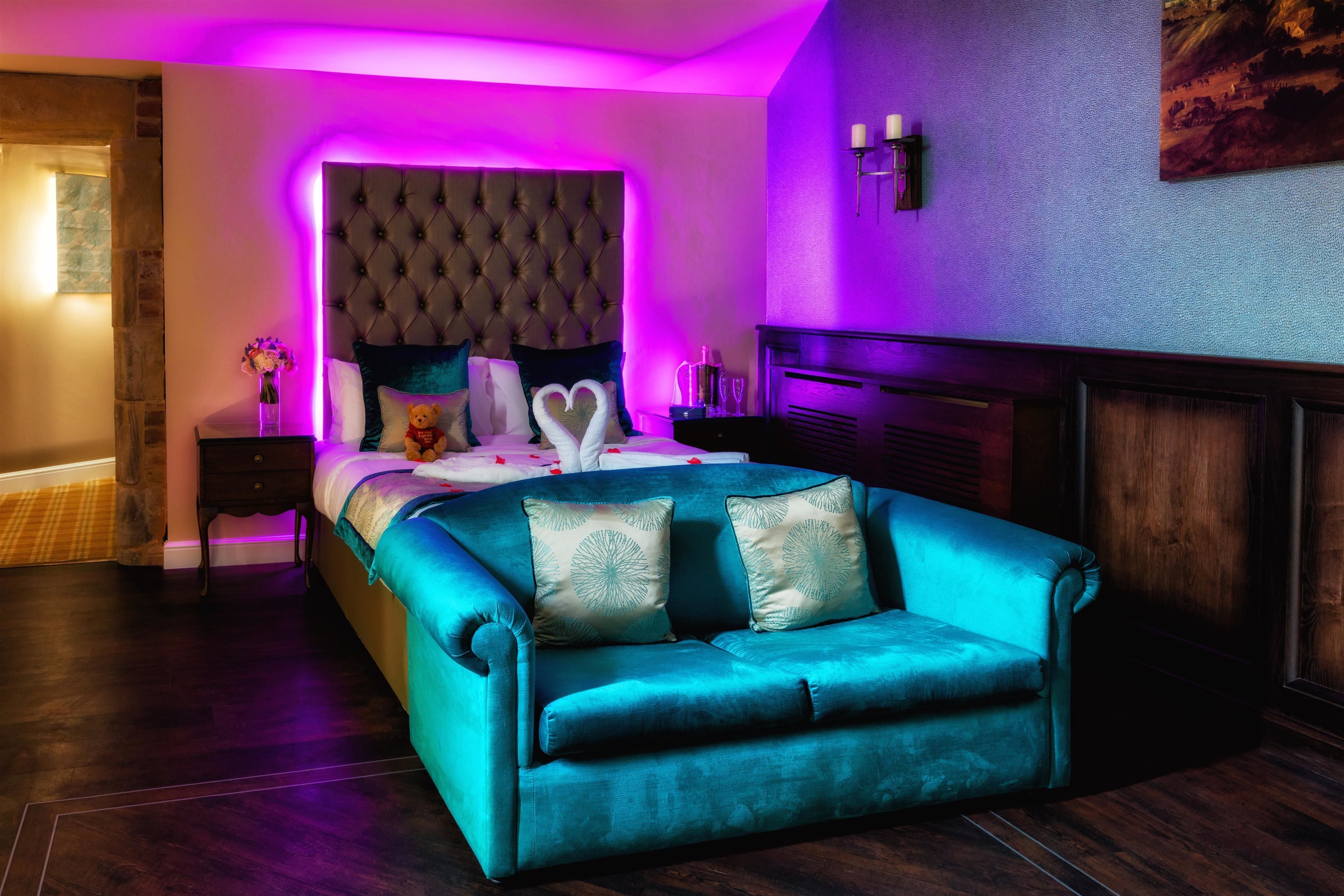 Premium bedding, in-room safe, individually decorated