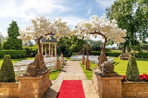 Rogerthorpe Manor Hotel