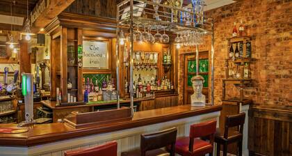 Rogerthorpe Manor Hotel