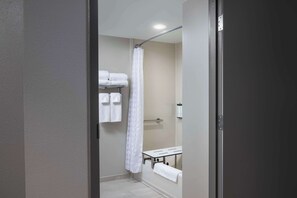 Room, 1 King Bed, Accessible, Bathtub | Bathroom | Combined shower/tub, designer toiletries, hair dryer, towels