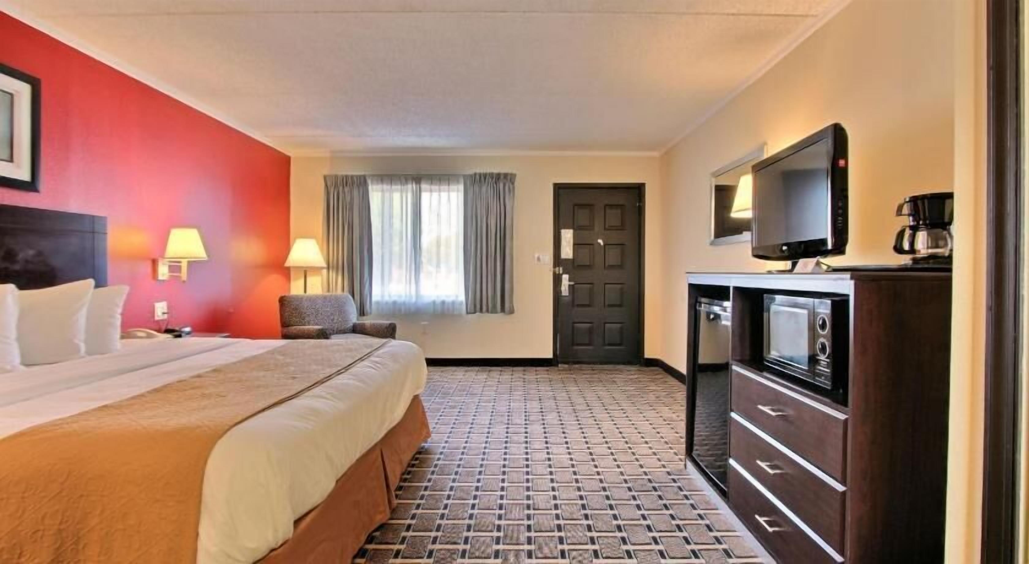 Iron/ironing board, free cots/infant beds, rollaway beds, free WiFi
