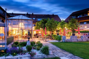 Exterior - Hotel Ammerhauser (Anthering)