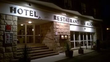 Aire de pique-nique/barbecue