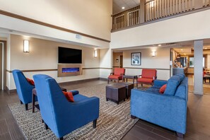 Lobby - Comfort Inn & Suites Geneva - West Chicago (Geneva)