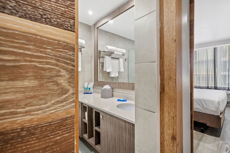 Holiday Inn Express San Juan Condado, an IHG Hotel - Image 23