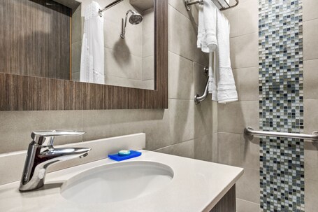Holiday Inn Express San Juan Condado, an IHG Hotel - Image 21