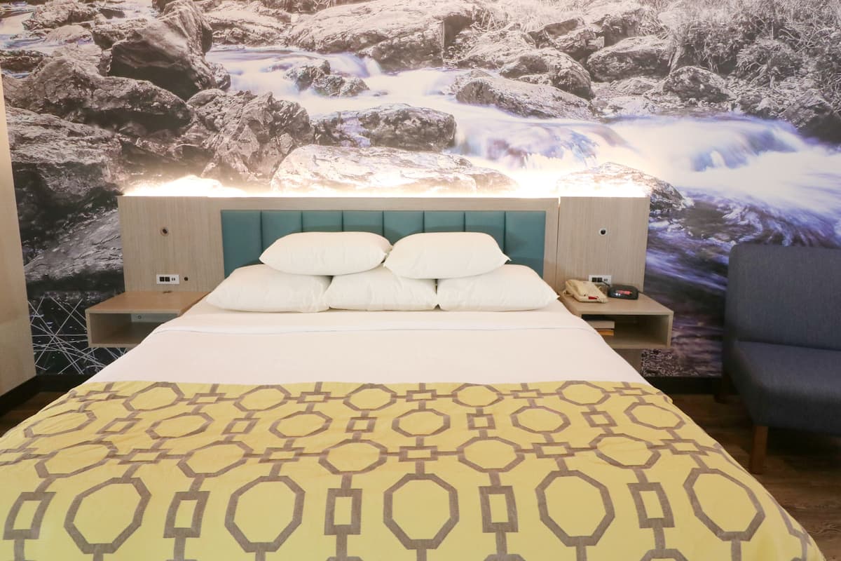 premium bedding, desk, iron/ironing board, free cots/infant beds